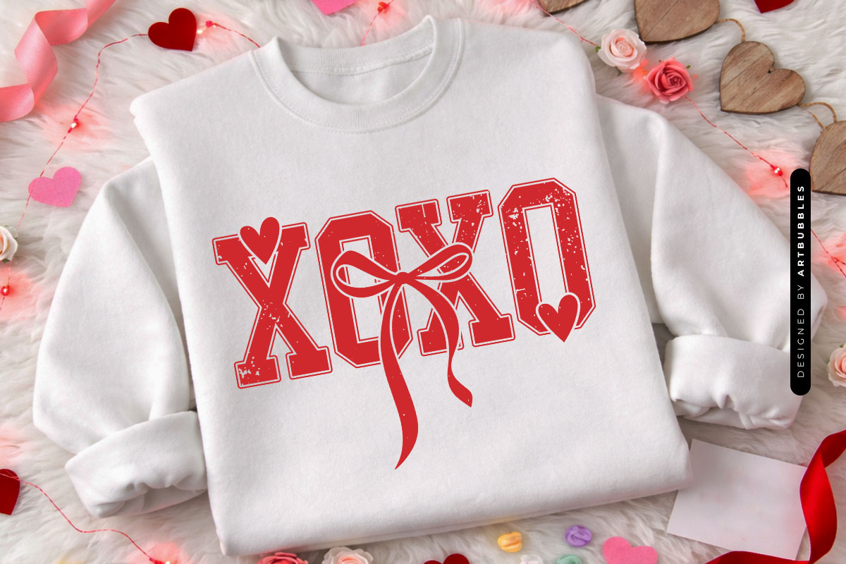 Happy Valentine's Day SVG Bundle Shirt Mockup image.jpg