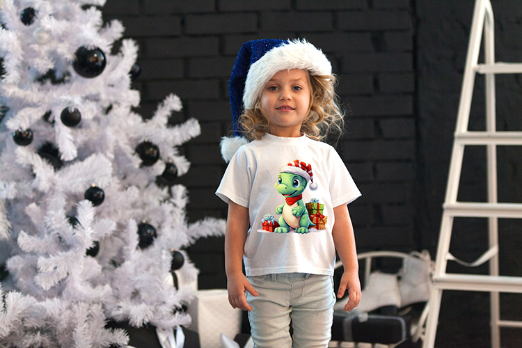 Baby Dinosaur with Christmas 9 Preview   02.jpg