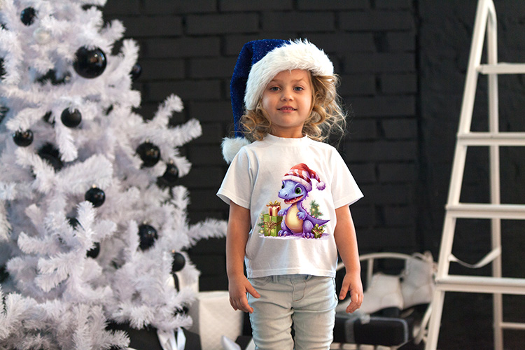 Baby Dinosaur with Christmas 6 Preview   02.jpg