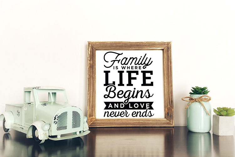 Personalized Farmhouse Signs - SVG Download Preview 03.jpg